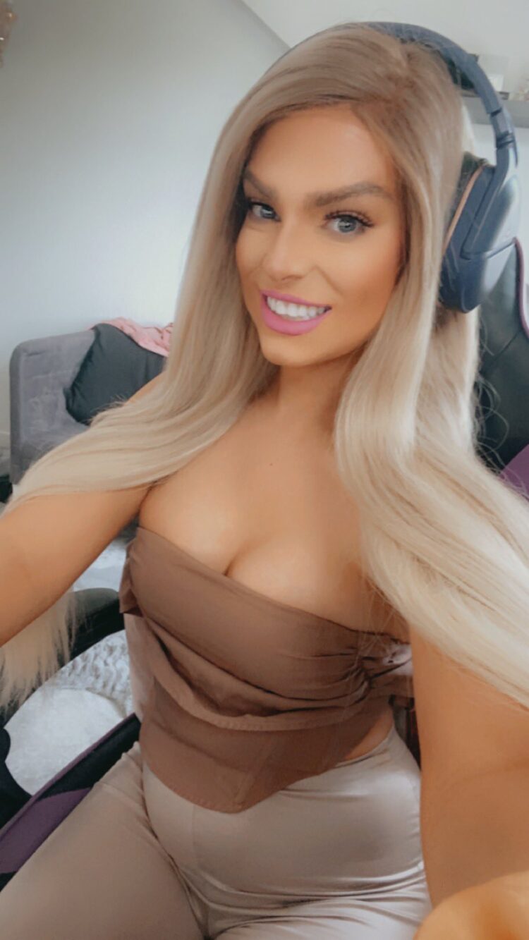 caprice mcbean feet 5