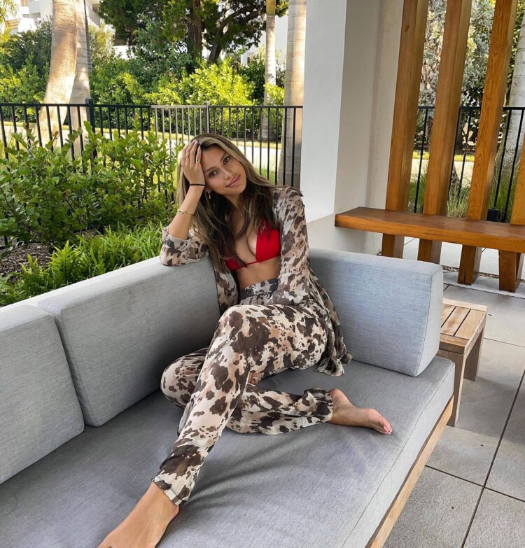 cara geswelli feet 1