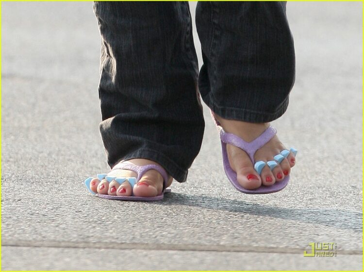 cara gosselin feet 5