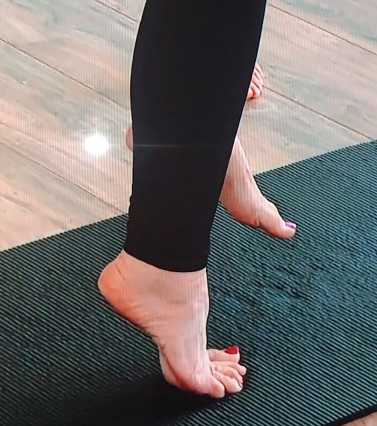 cara gosselin feet
