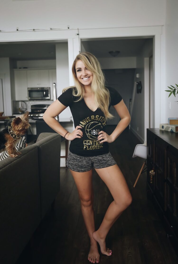 cara loren feet 5