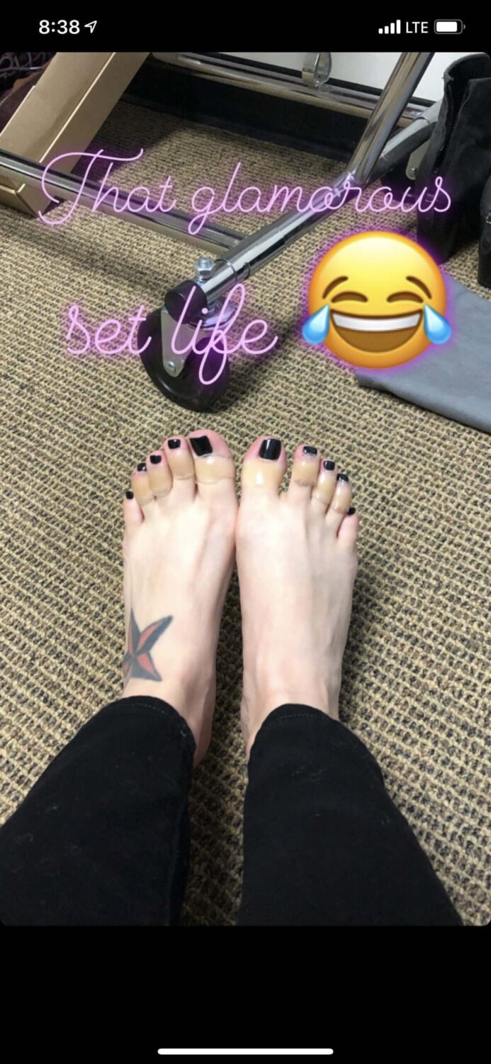 cara santa maria feet 2 scaled