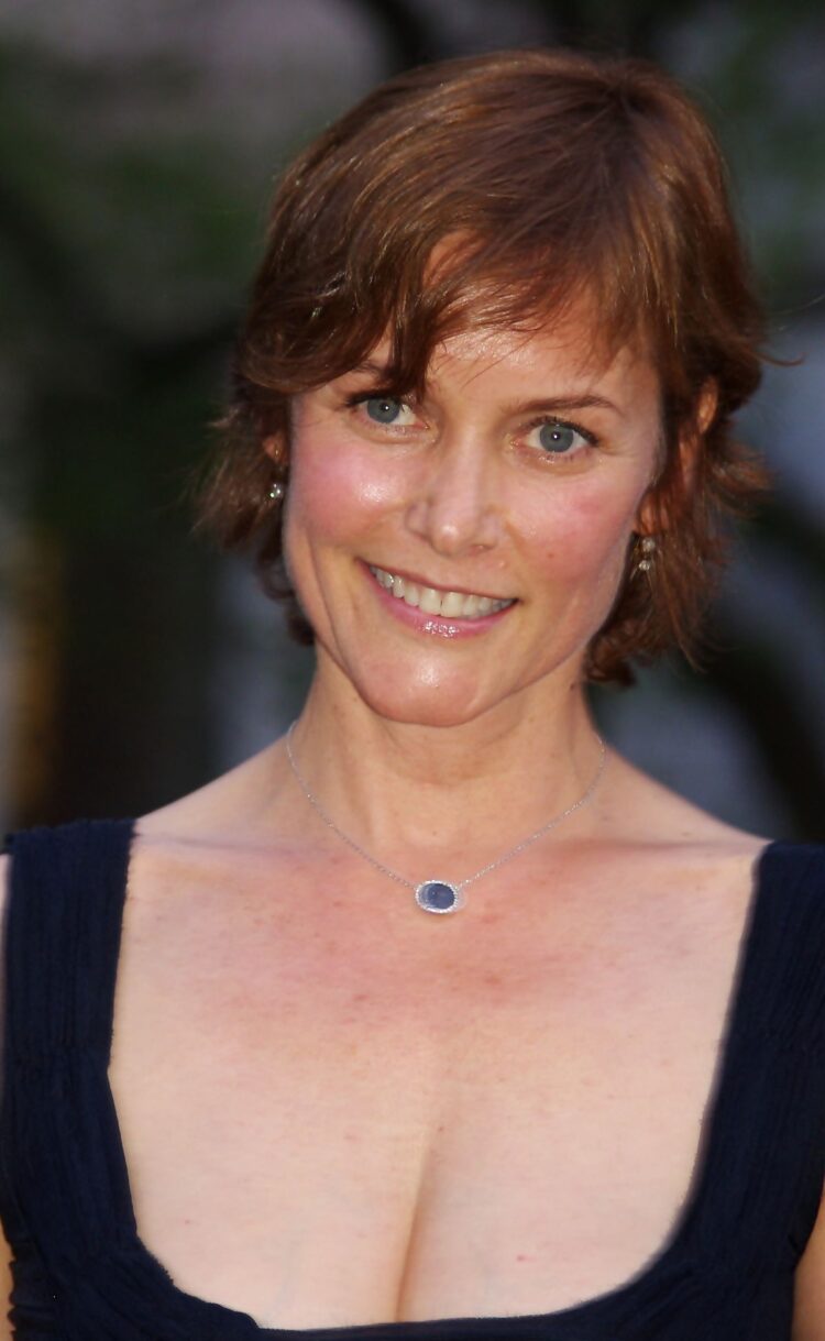 carey lowell feet 5