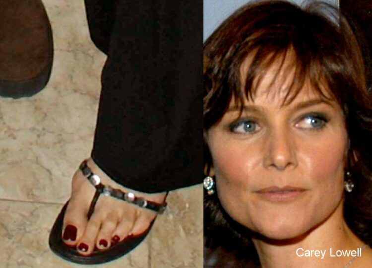 carey lowell feet