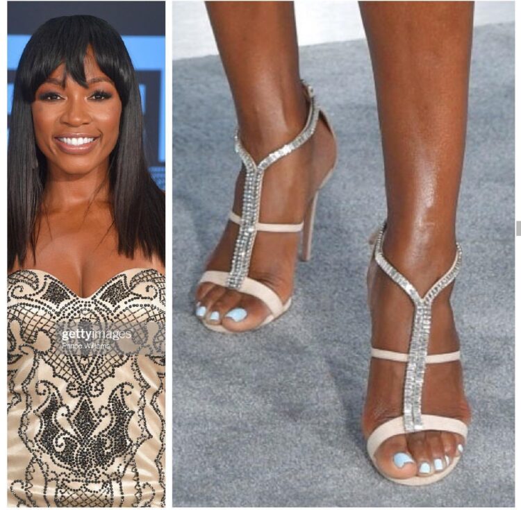 cari champion feet 1