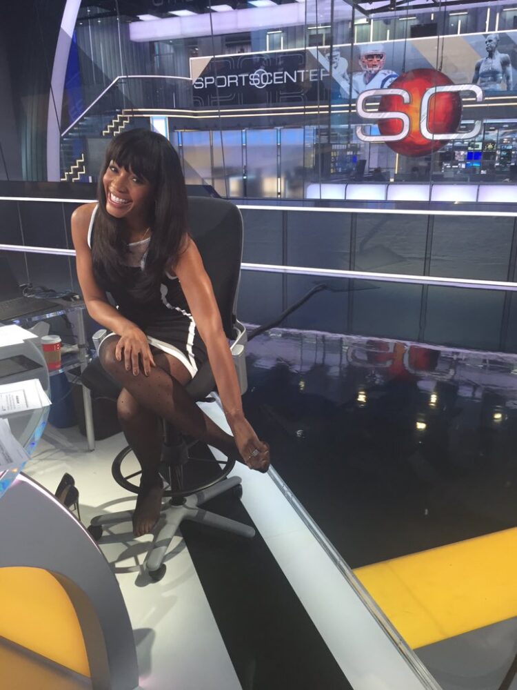 cari champion feet