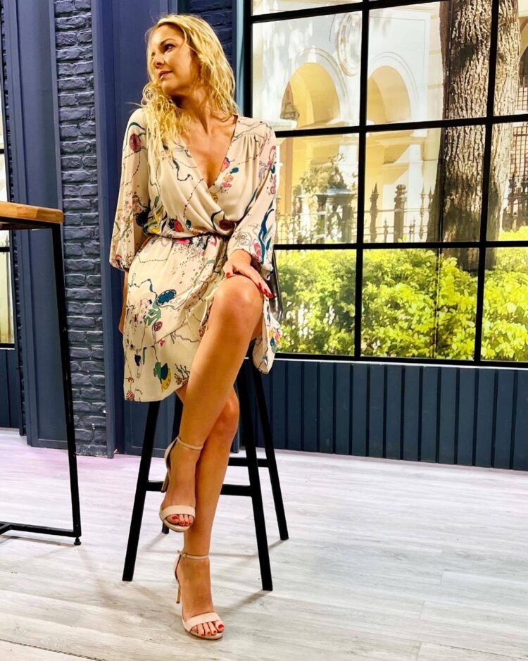 carina zampini feet 4