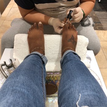 carla belmont feet 3