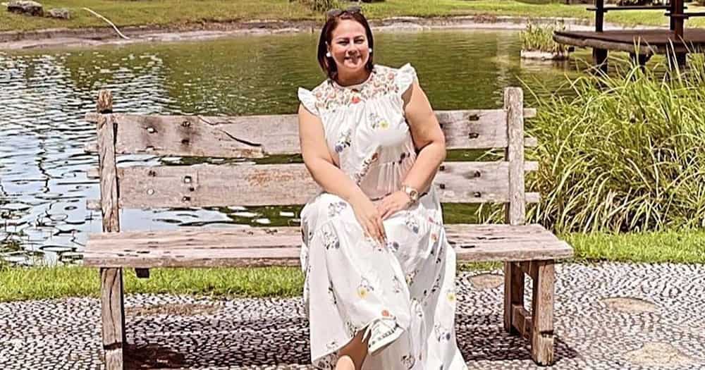 carla estrada feet 4