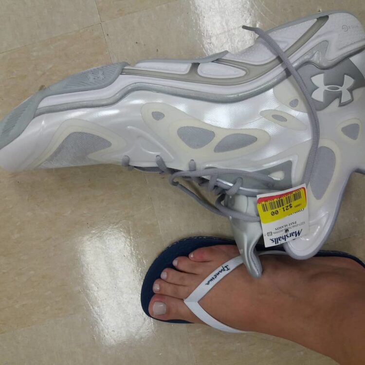 carla fioroni feet 1