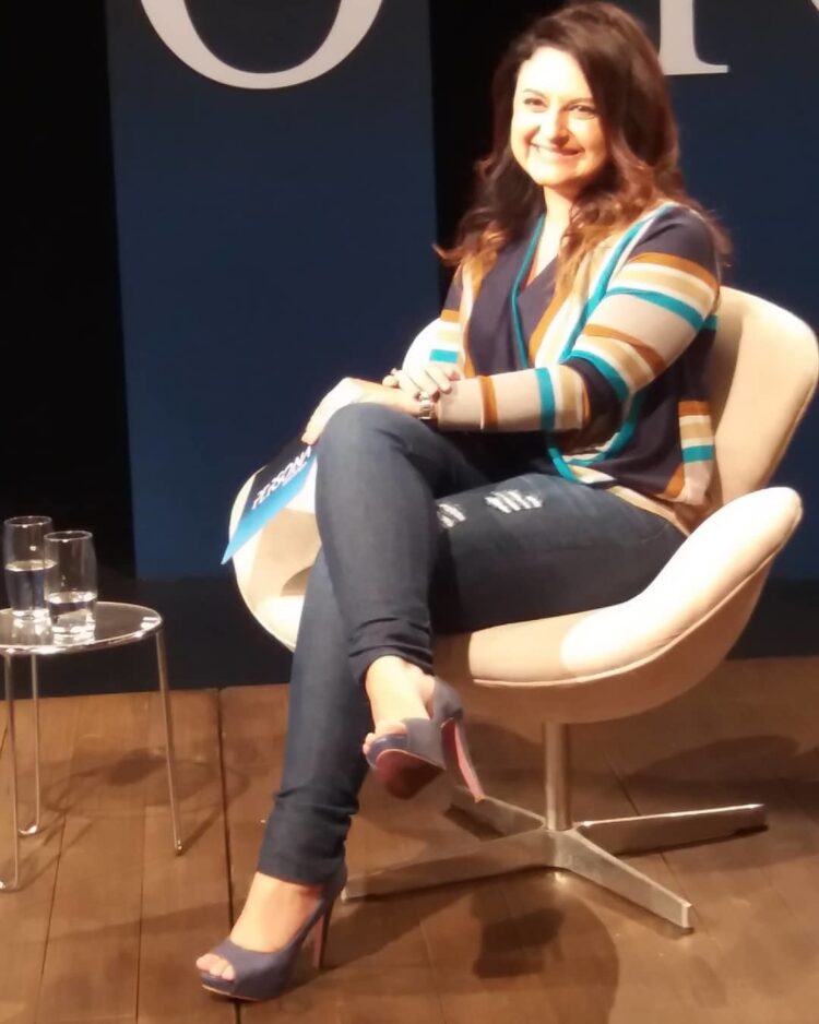 carla fioroni feet 2