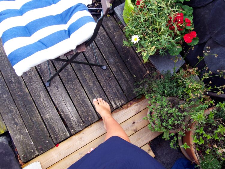 carla mickelborg feet