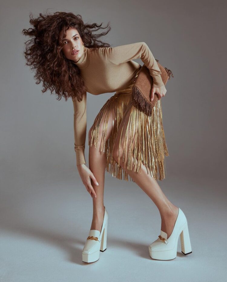 carla wonderland feet 6