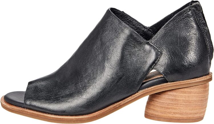 carleigh skrammy feet 6