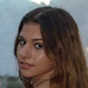 carlie sanborn feet 4