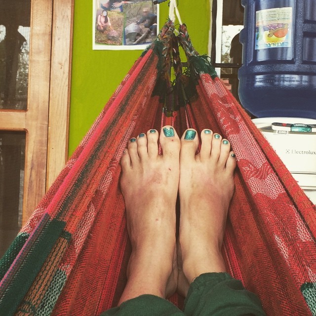 carliz de la cruz feet