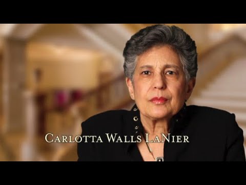 carlotta lanier feet 5