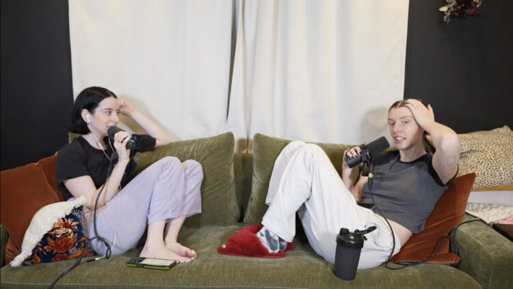 carly incontro feet 1