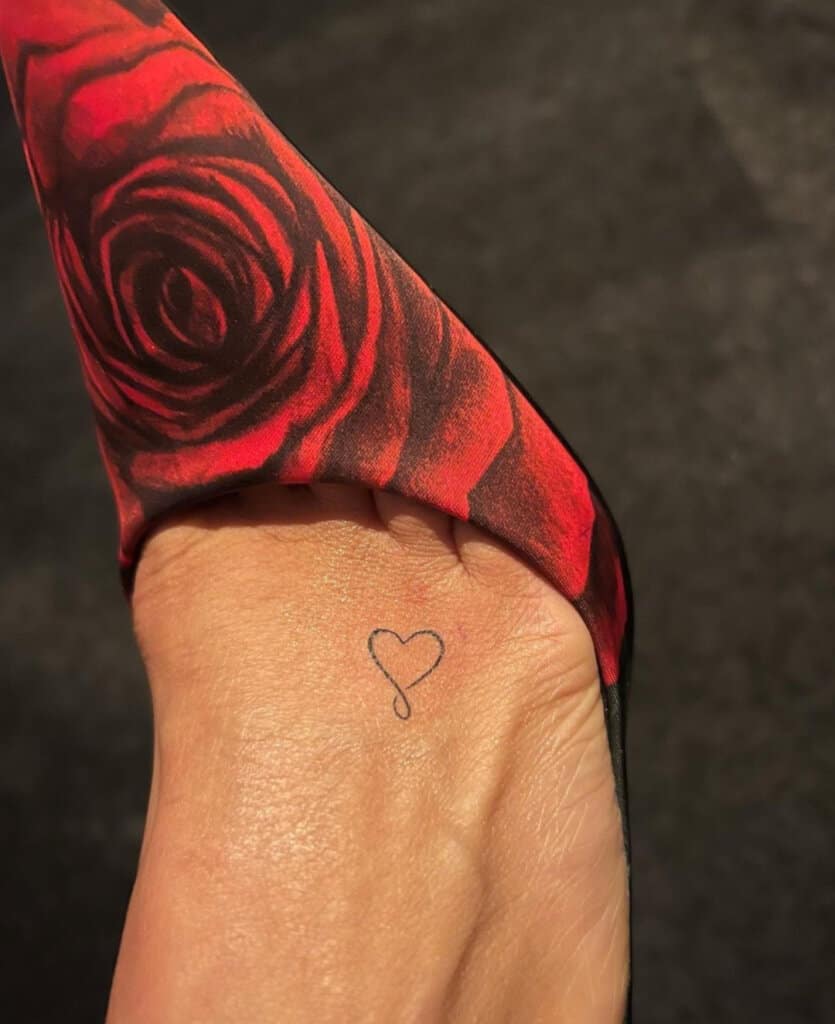 carly underwood feet 5