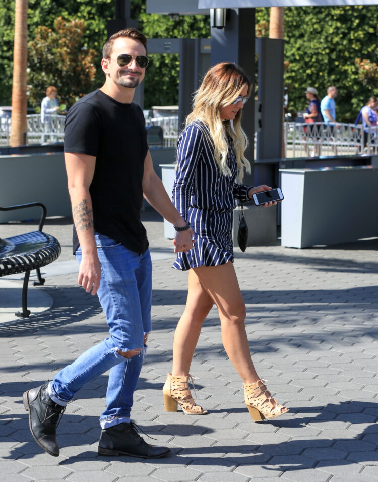 carly waddell feet 3 scaled