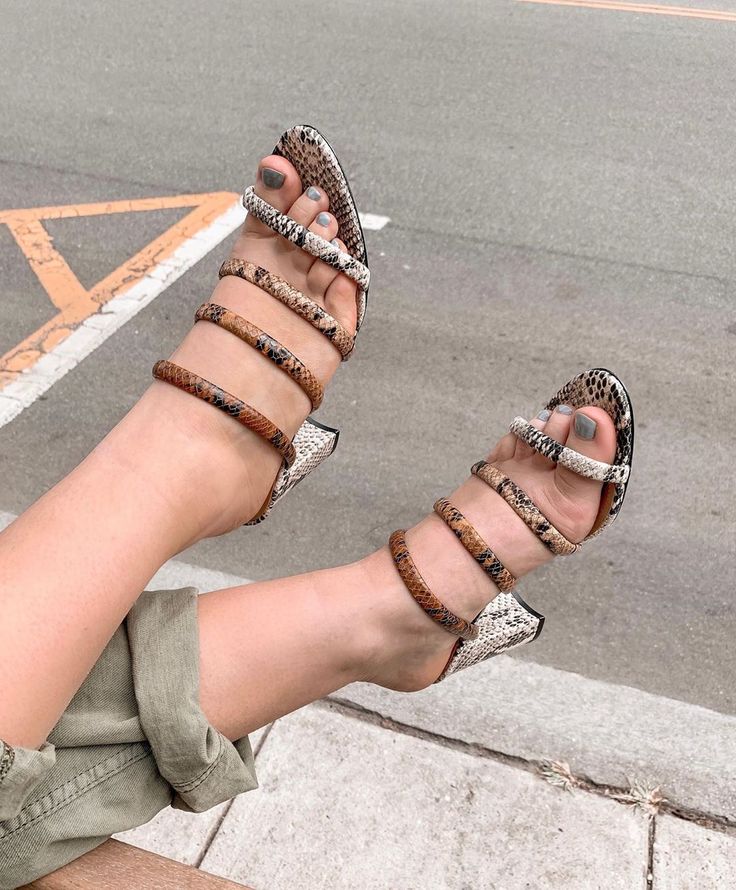 carly weinstein feet