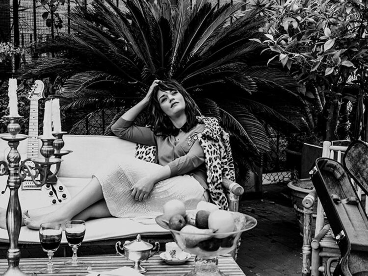 carmen consoli feet 2