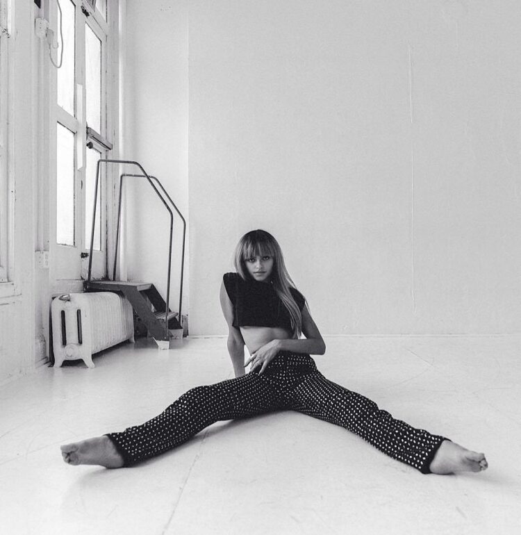 carmen johnson feet 6