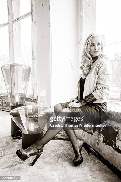 carmen mercedes feet 3