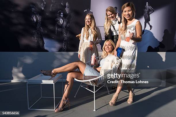 carmen mercedes feet 5