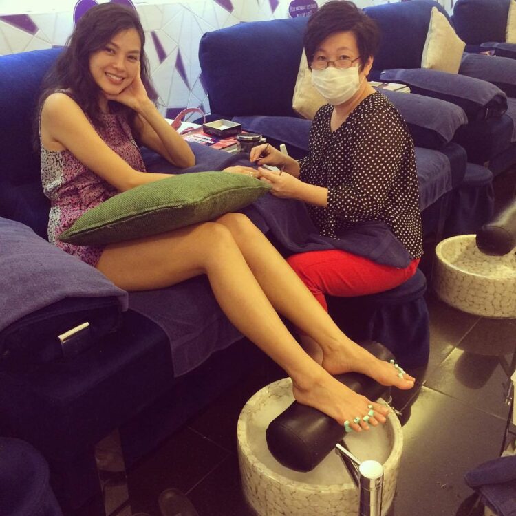 carmen soo feet