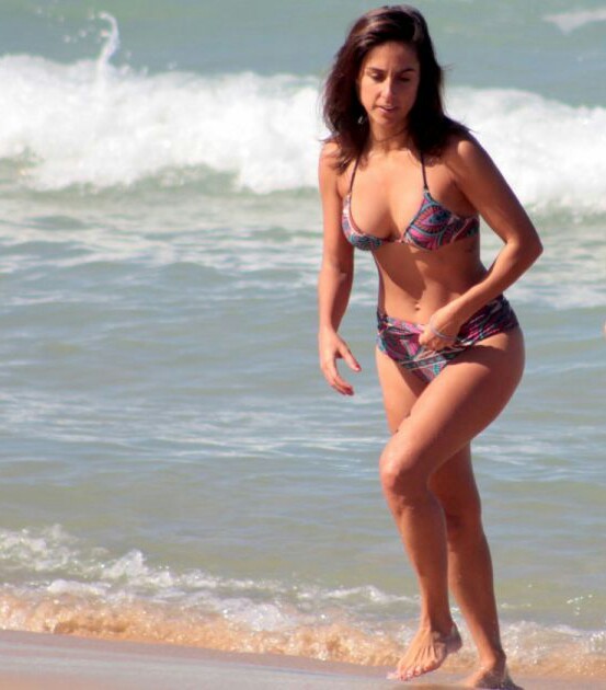 carol barcellos feet 2