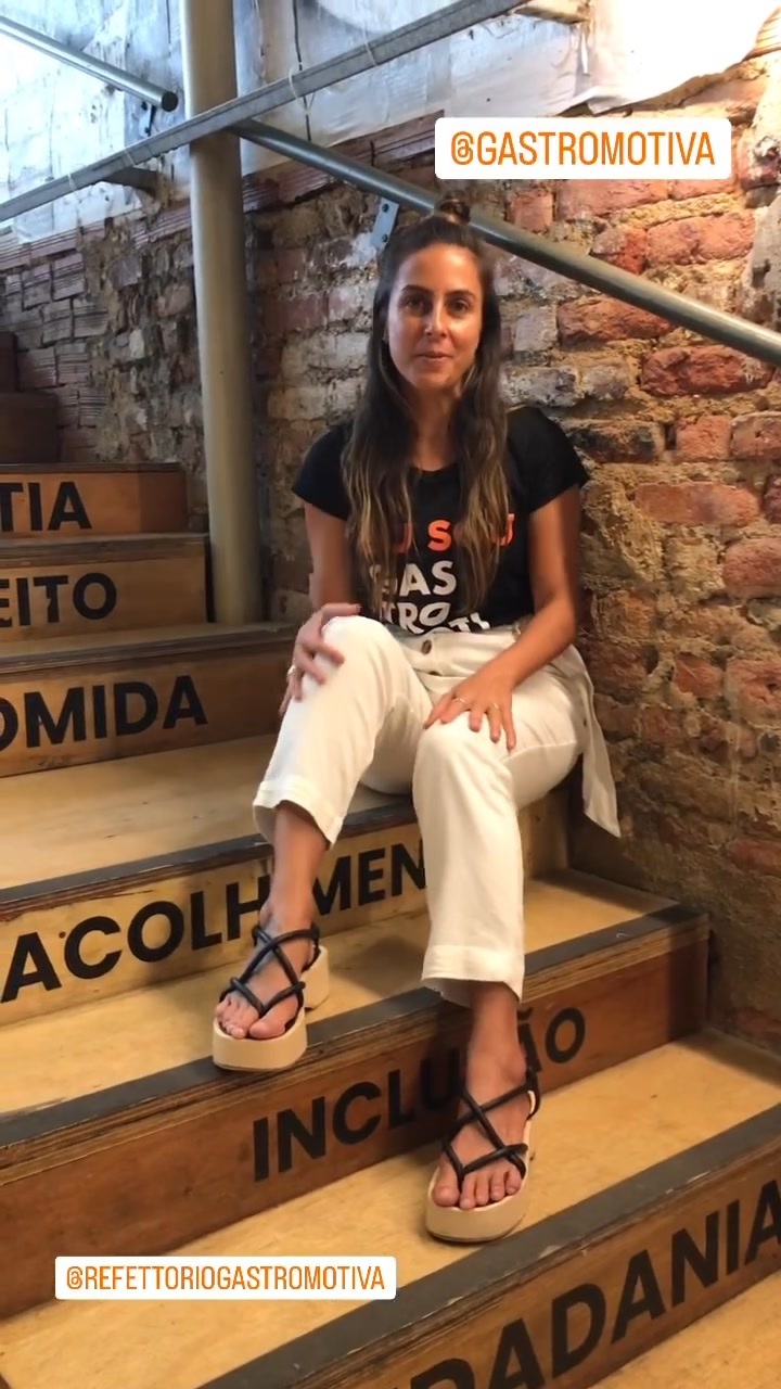 carol barcellos feet