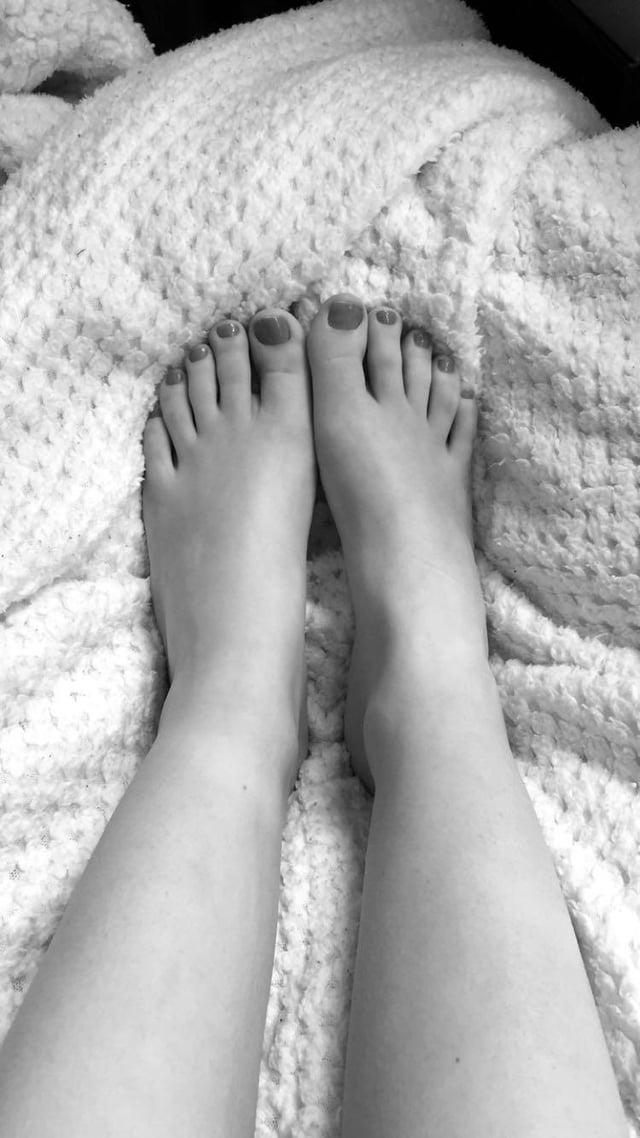 carol camargo feet 2