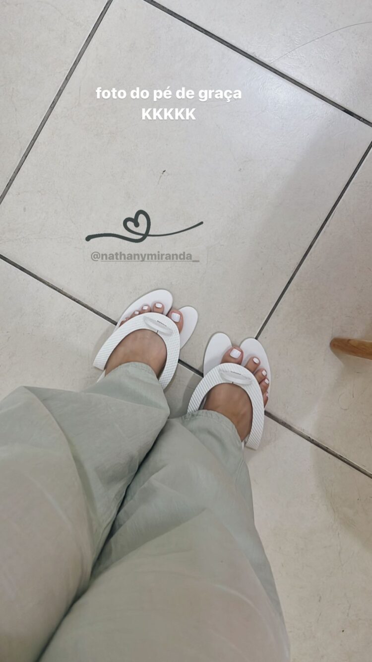 carol chamberlain feet 2