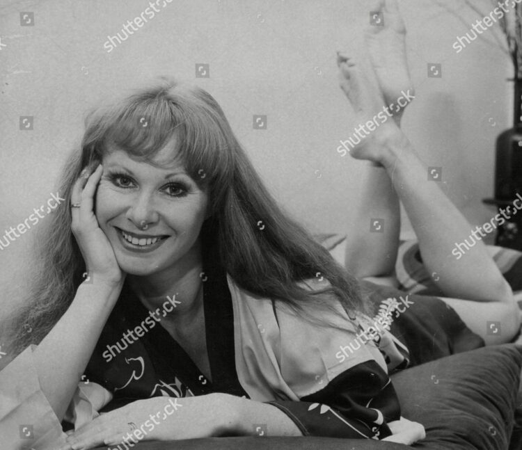 carol cleveland feet