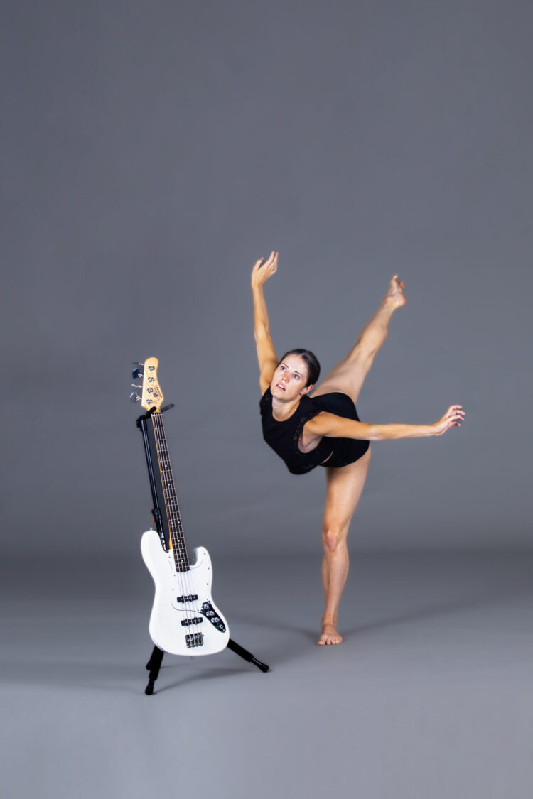 carol kaye feet 4 scaled