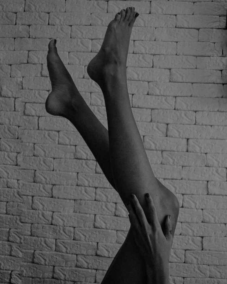 carol oliveira feet 3