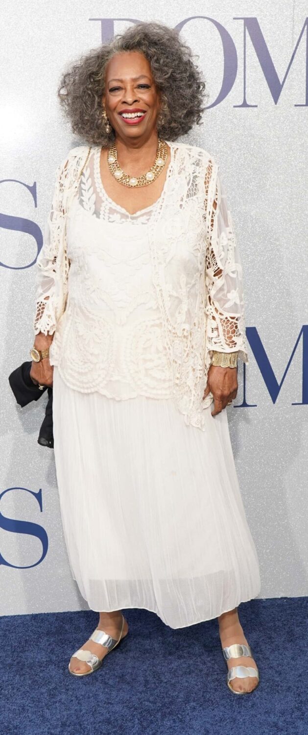 carol sutton feet scaled