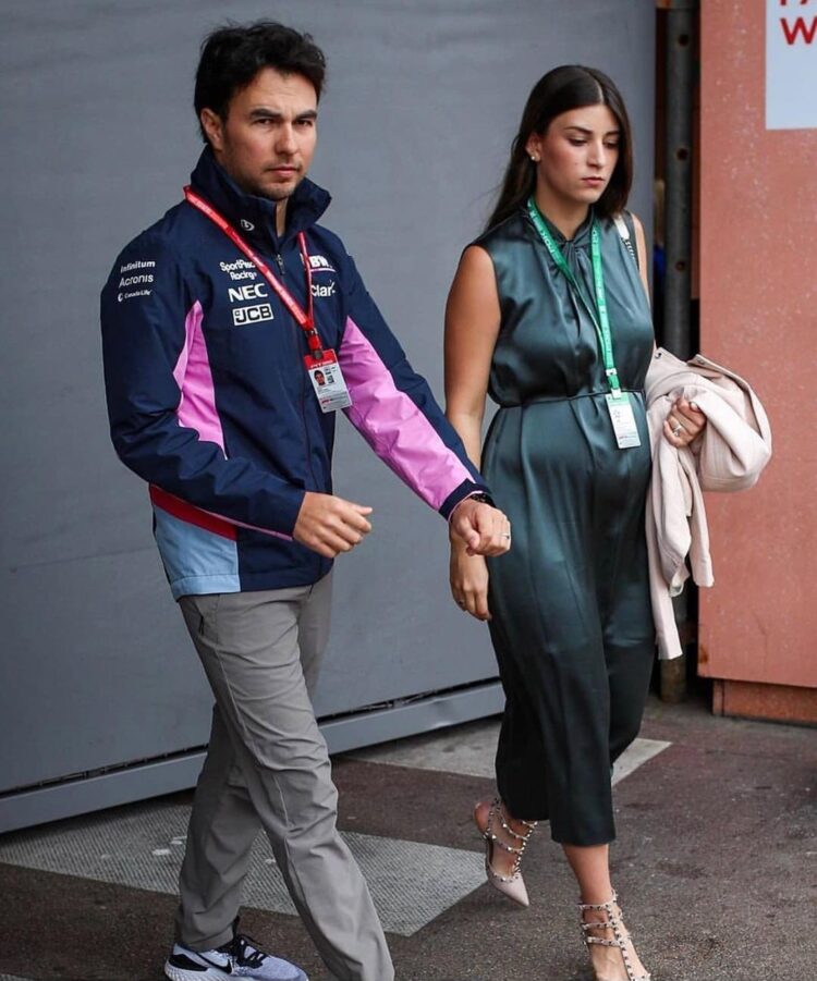 carola martinez feet 5