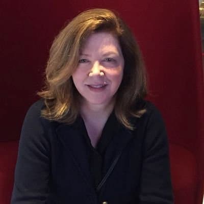 carole macneil feet 1