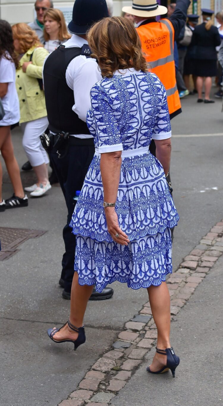 carole middleton feet 1 scaled