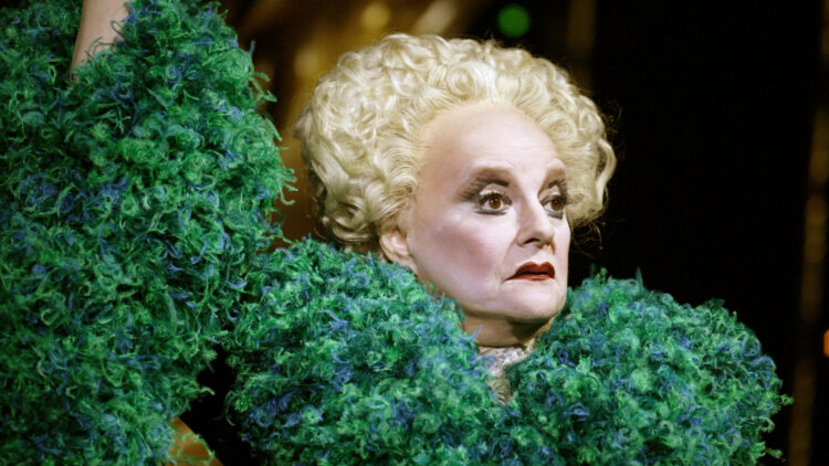 carole shelley feet 5