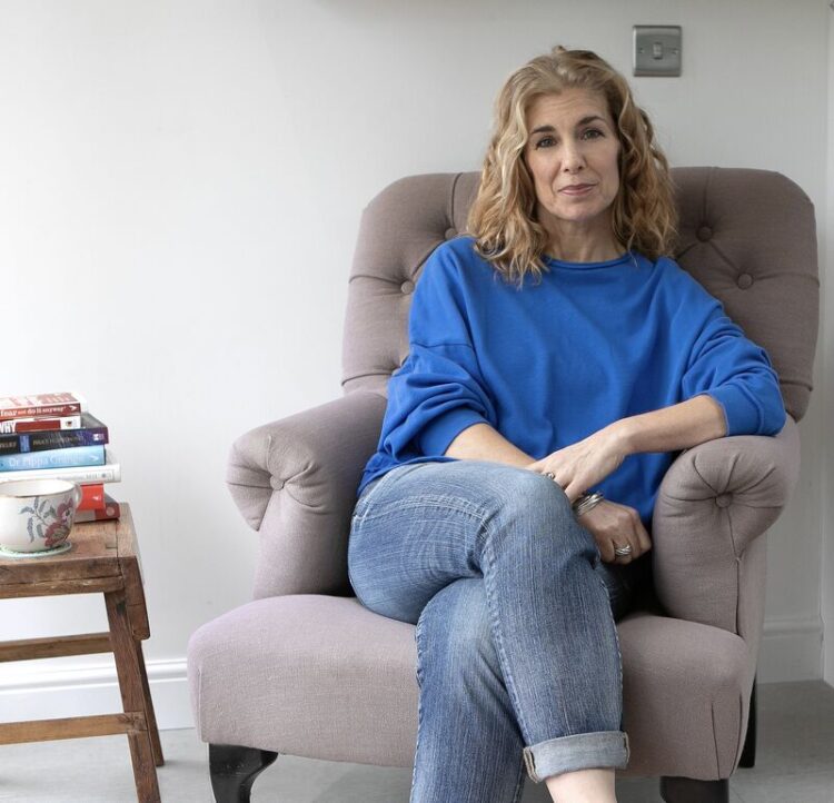 carole simpson feet 5