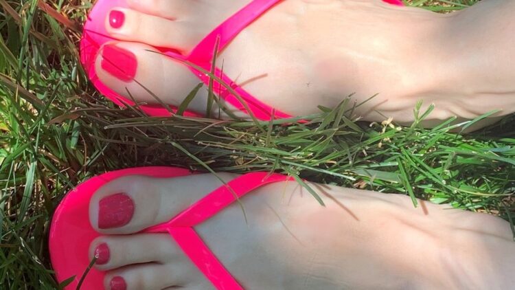 carolina albuquerque feet 1