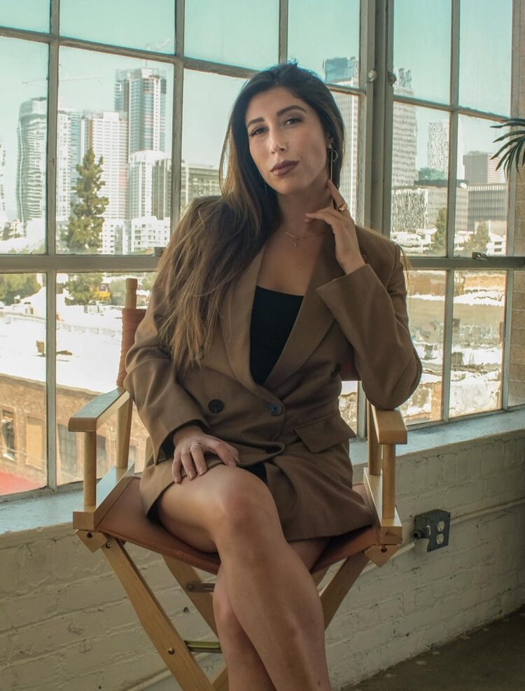 carolina alvarez feet 5