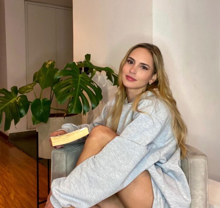 carolina araujo feet 5