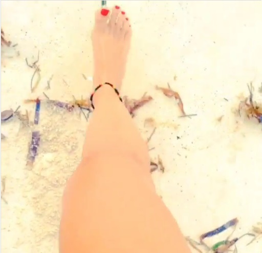 carolina cruz feet 3