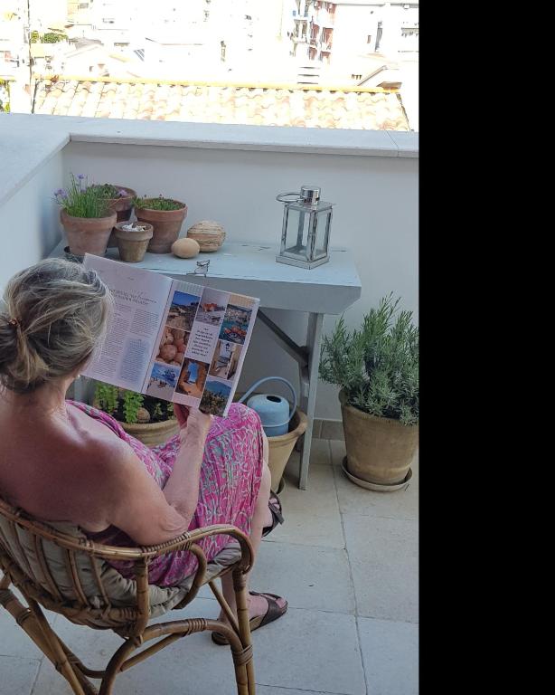 carolina di vico feet