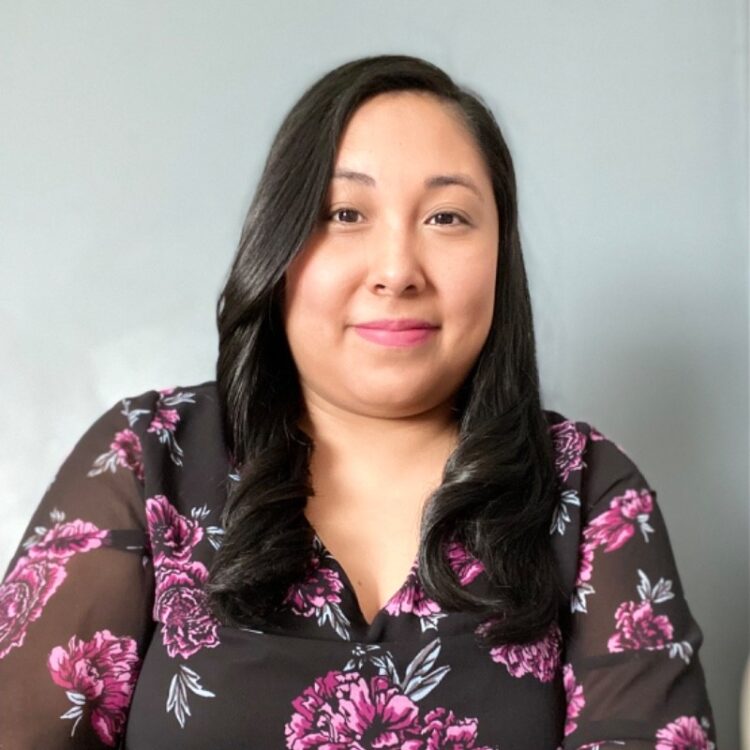 carolina flores feet 2