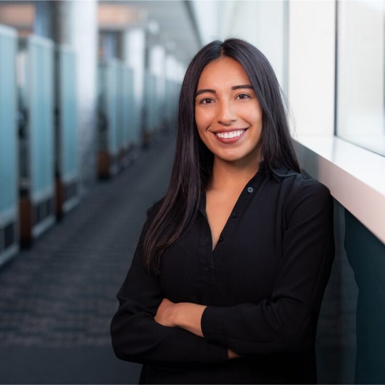 carolina flores feet 4